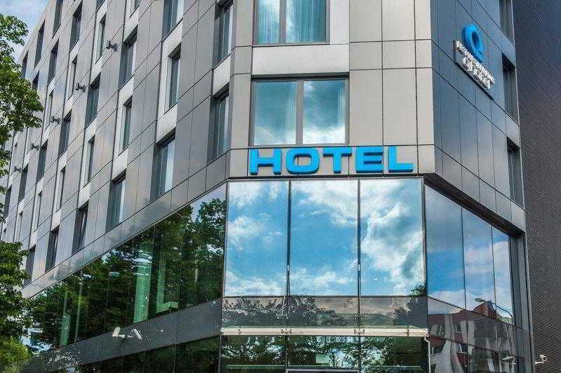 Q Hotel Plus Breslavia Exterior foto